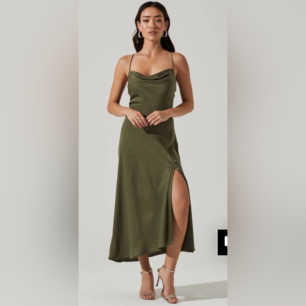 ASTR The Label Gaia Midi Dress in Sage
